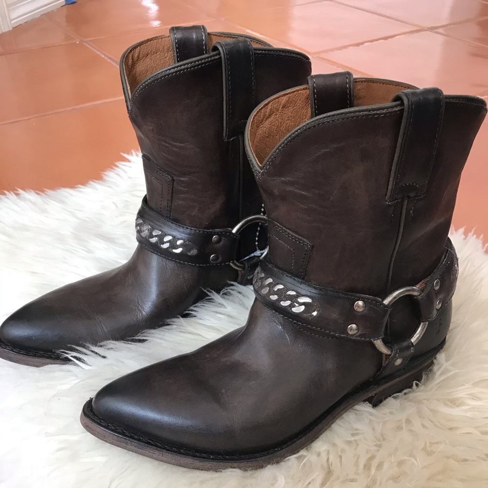 FRYE Heavy Leather Western Boots